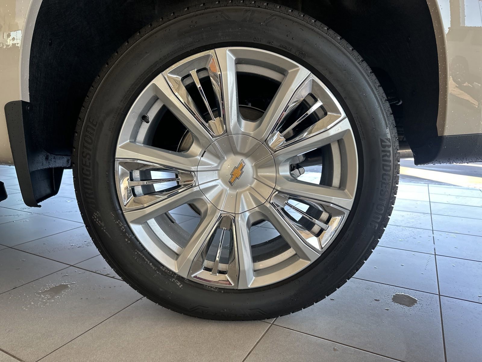 New 2026 Chevrolet Silverado 1500 High Country w/ High Country Premium Package image 9