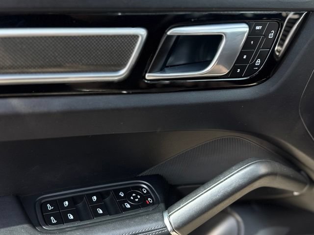 Used 2023 Porsche Cayenne GTS AWD/4WD image 14