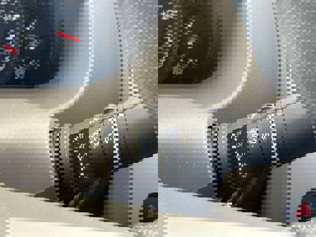 Used 2017 Nissan Frontier SV image 26