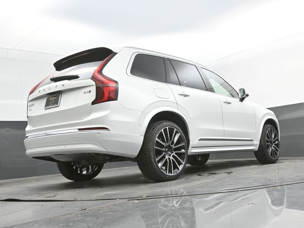 New 2026 Volvo XC90 B6 Plus w/ Protection Package Premier image 35