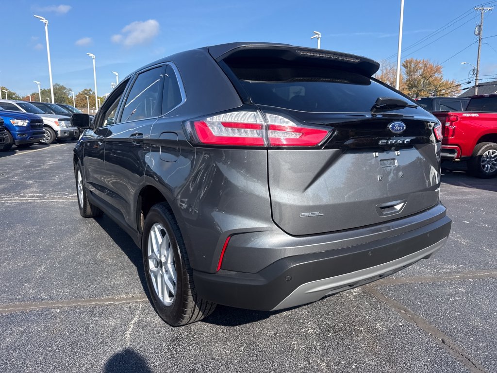 Used 2024 Ford Edge SEL w/ Convenience Package AWD/4WD image 9