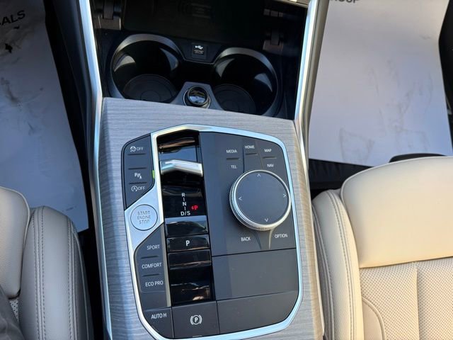 New 2026 BMW 330i xDrive Sedan w/ Convenience Package AWD/4WD image 15