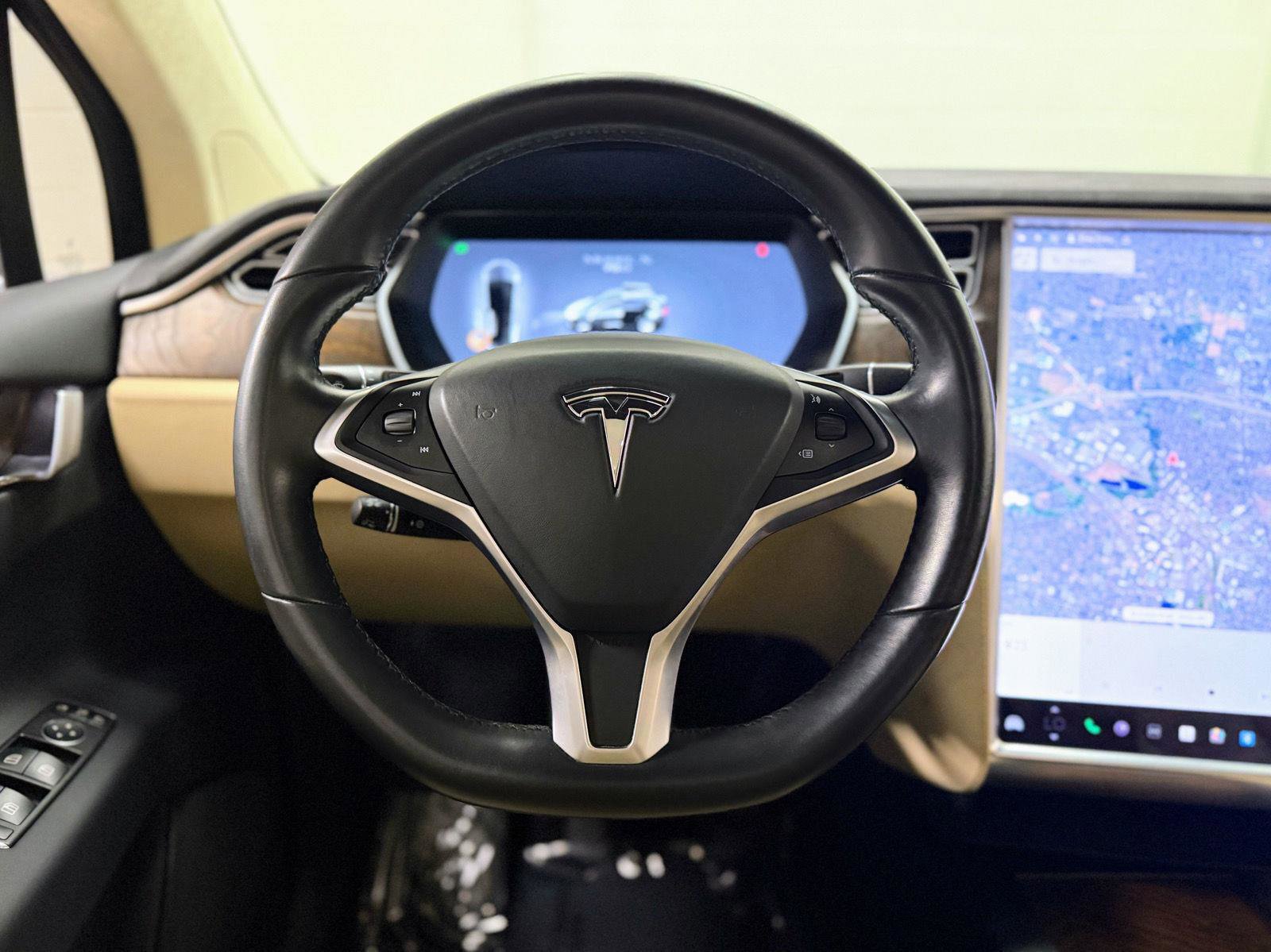 Used 2017 Tesla Model X 75D image 19