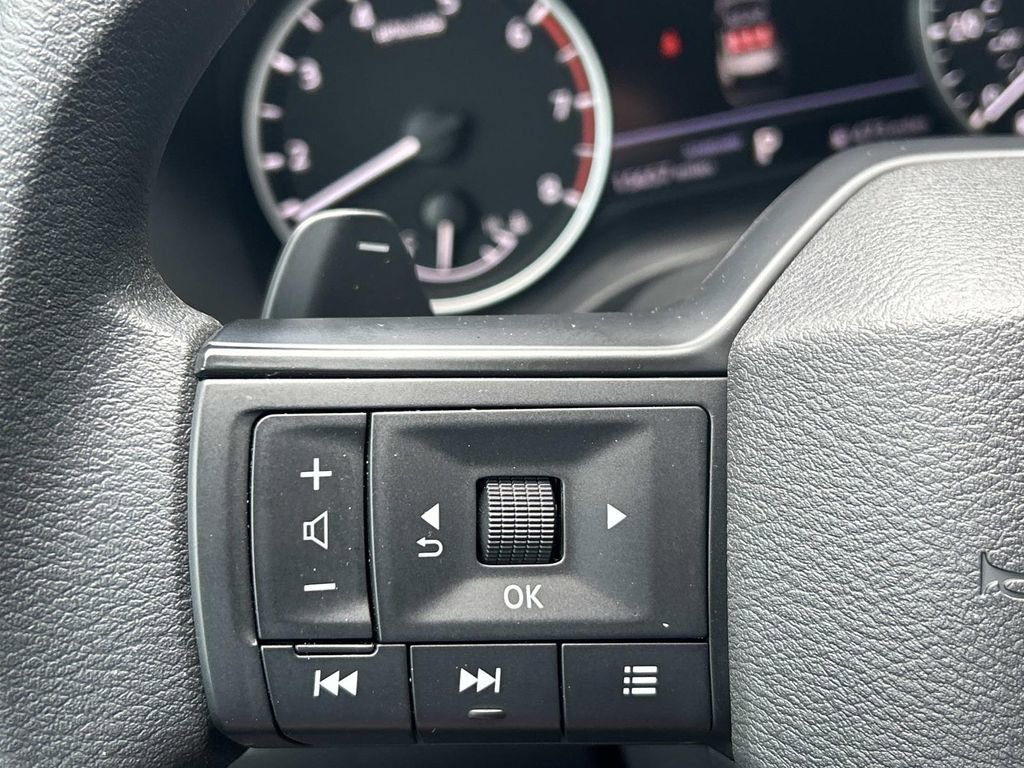 Certified 2025 Nissan Rogue S FWD image 26