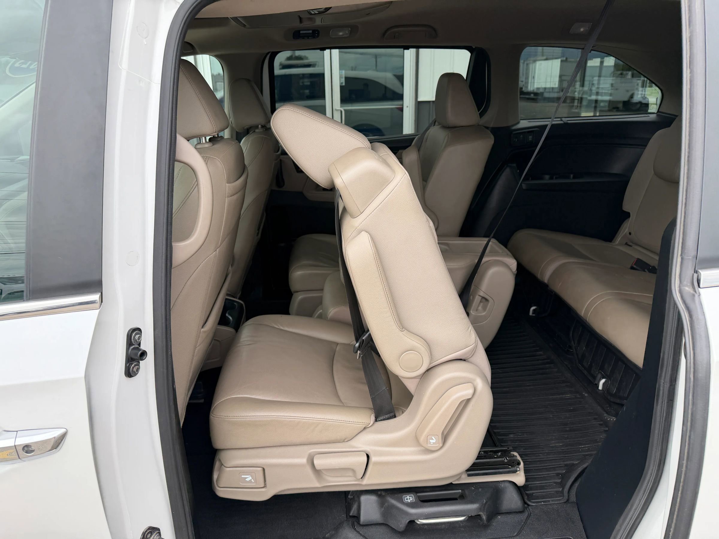 Used 2023 Honda Odyssey Touring image 28
