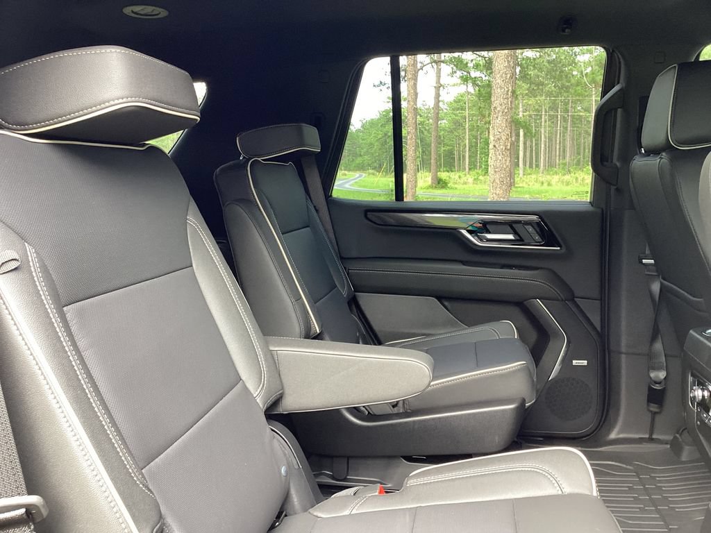 New 2026 GMC Yukon Elevation w/ LPO, Elevation Black Package RWD image 20