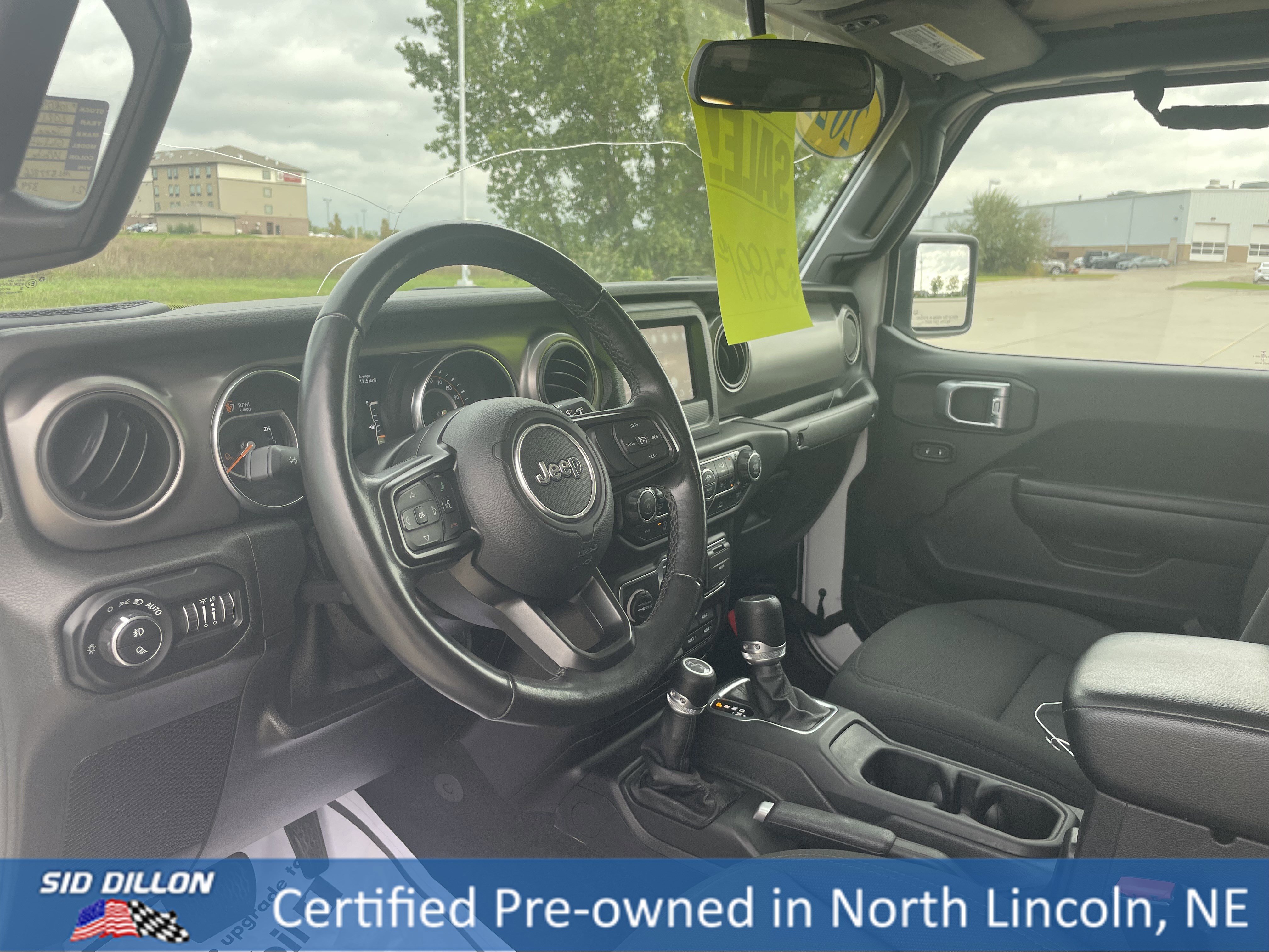 Used 2021 Jeep Gladiator Willys image 19