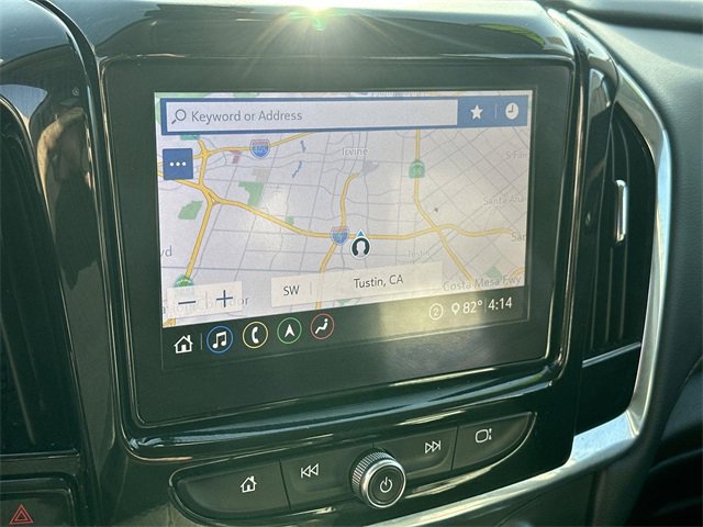 Used 2020 Chevrolet Traverse LT w/ LT Premium Package image 13