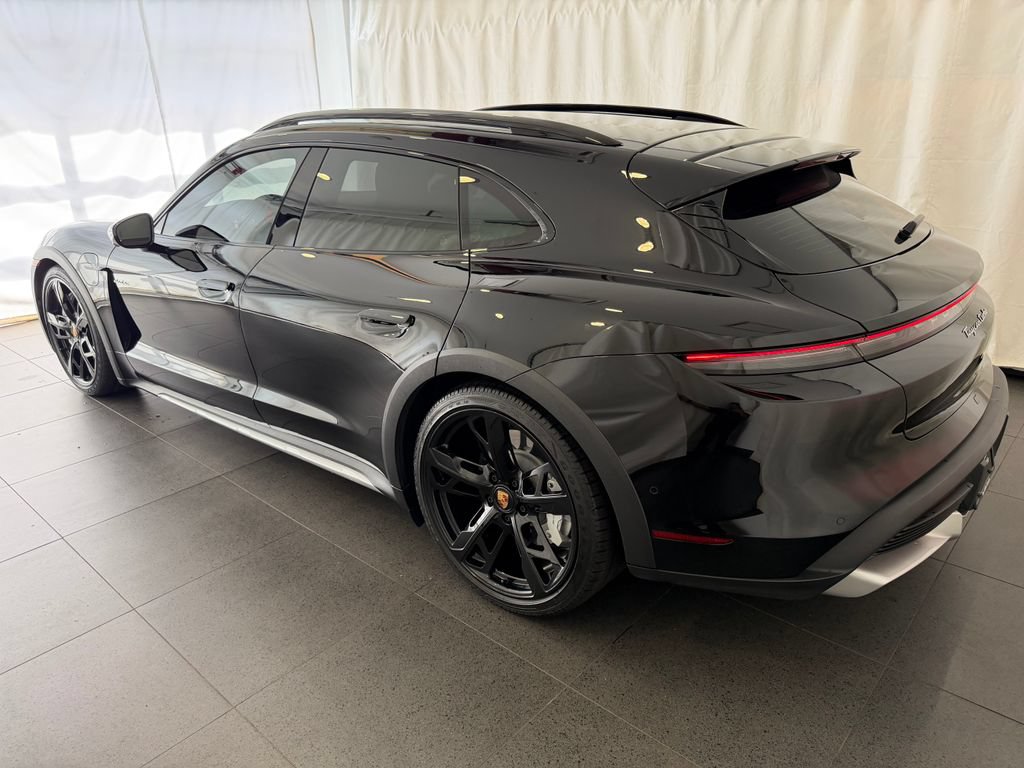 Certified 2023 Porsche Taycan Turbo AWD/4WD image 3