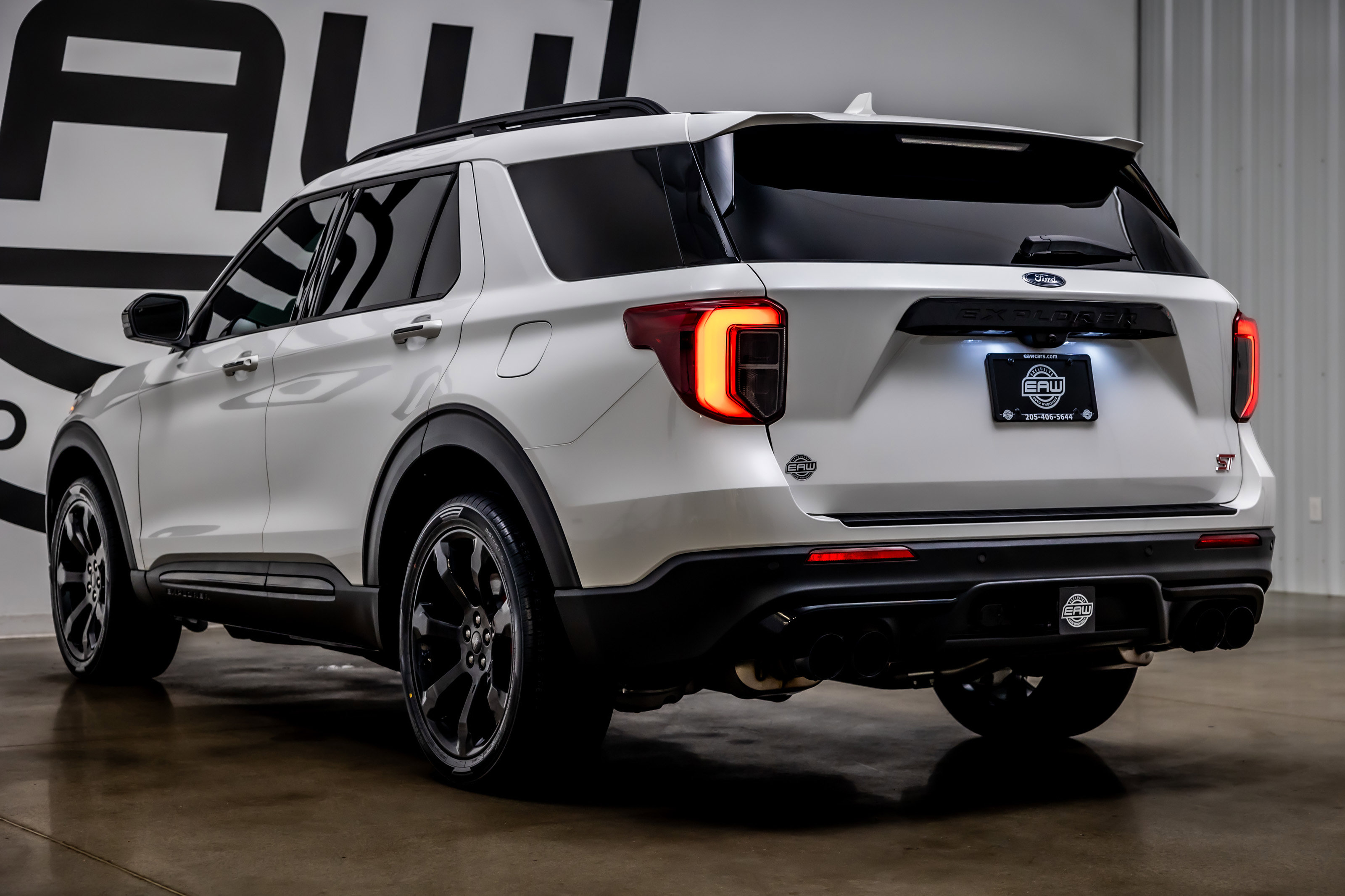 Used 2023 Ford Explorer ST w/ Equipment Group 401A image 32