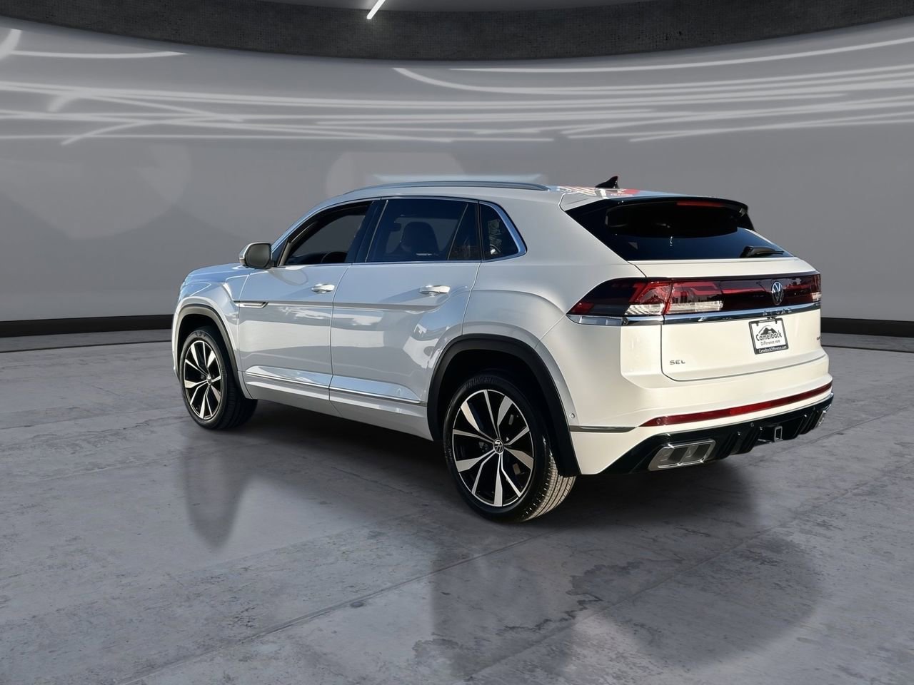 Certified 2024 Volkswagen Atlas Cross Sport SEL Premium R-Line AWD/4WD image 4
