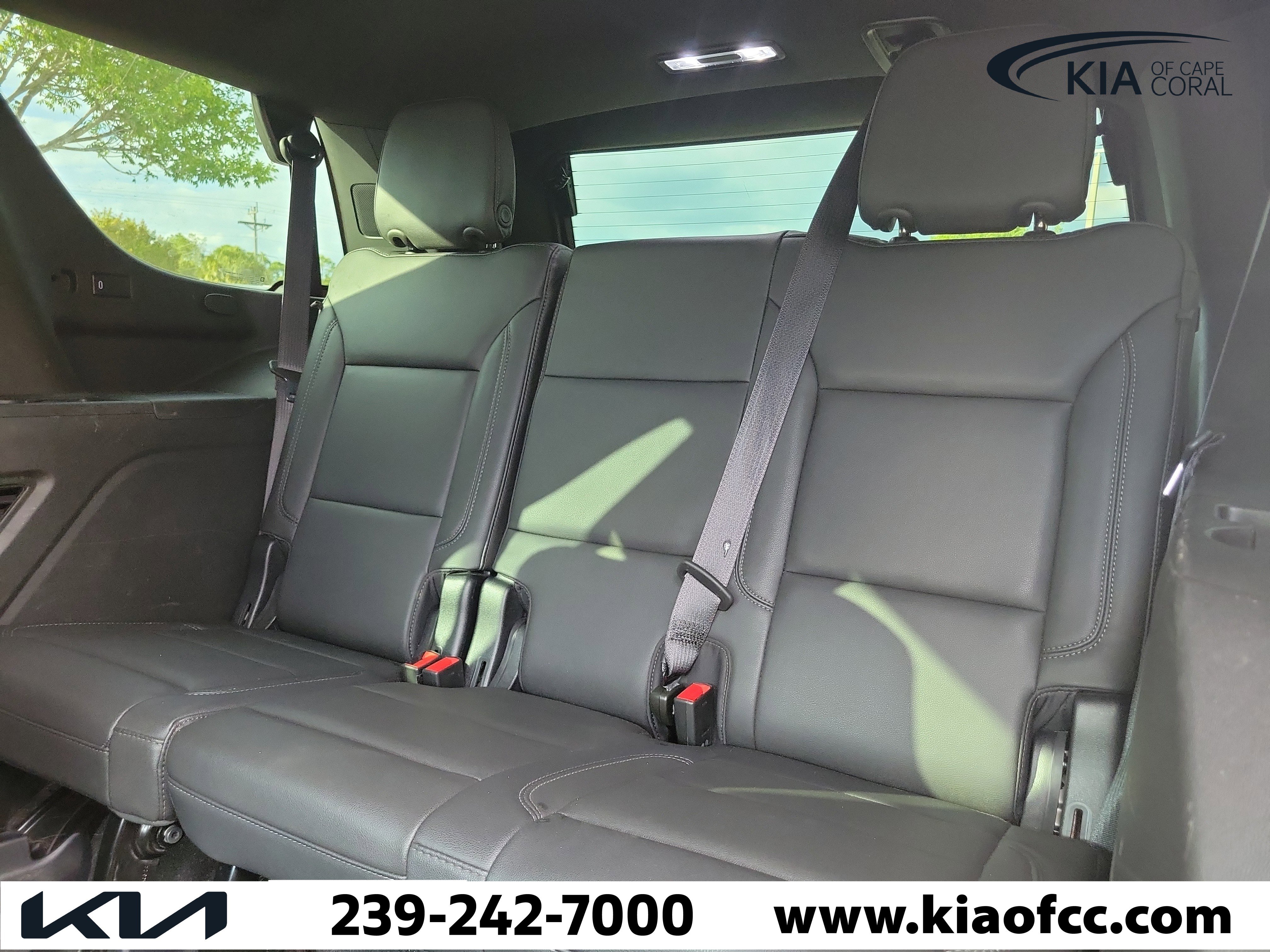 Used 2022 Chevrolet Tahoe Z71 image 11