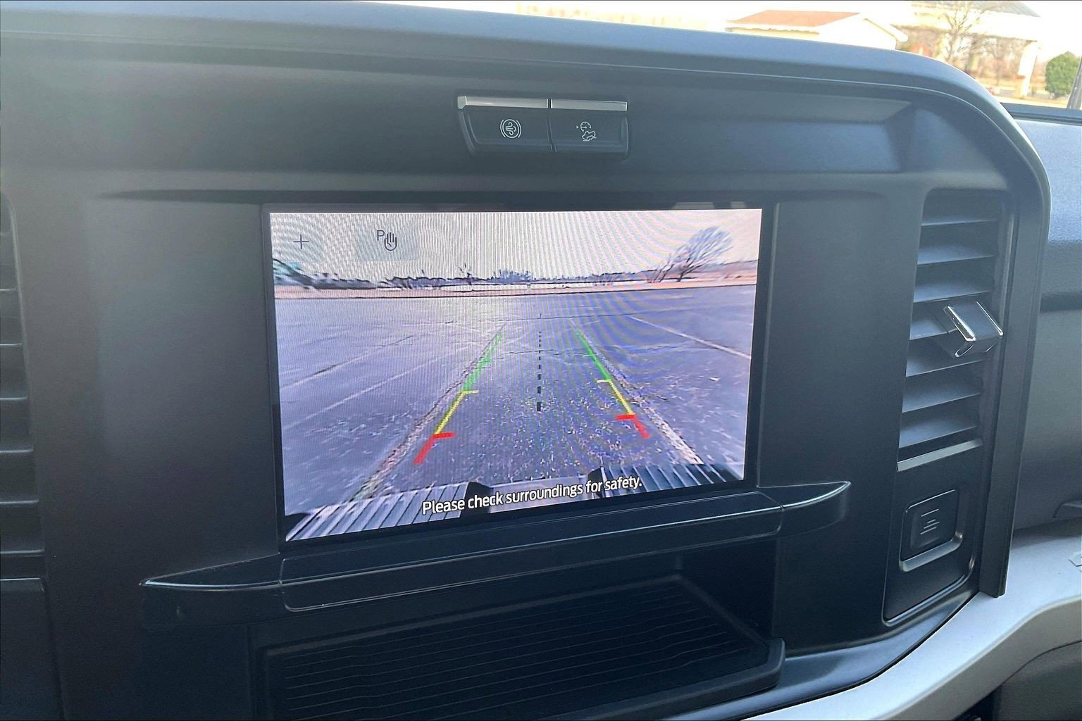 Used 2025 Ford F250 XLT w/ FX4 Off-Road Package image 24