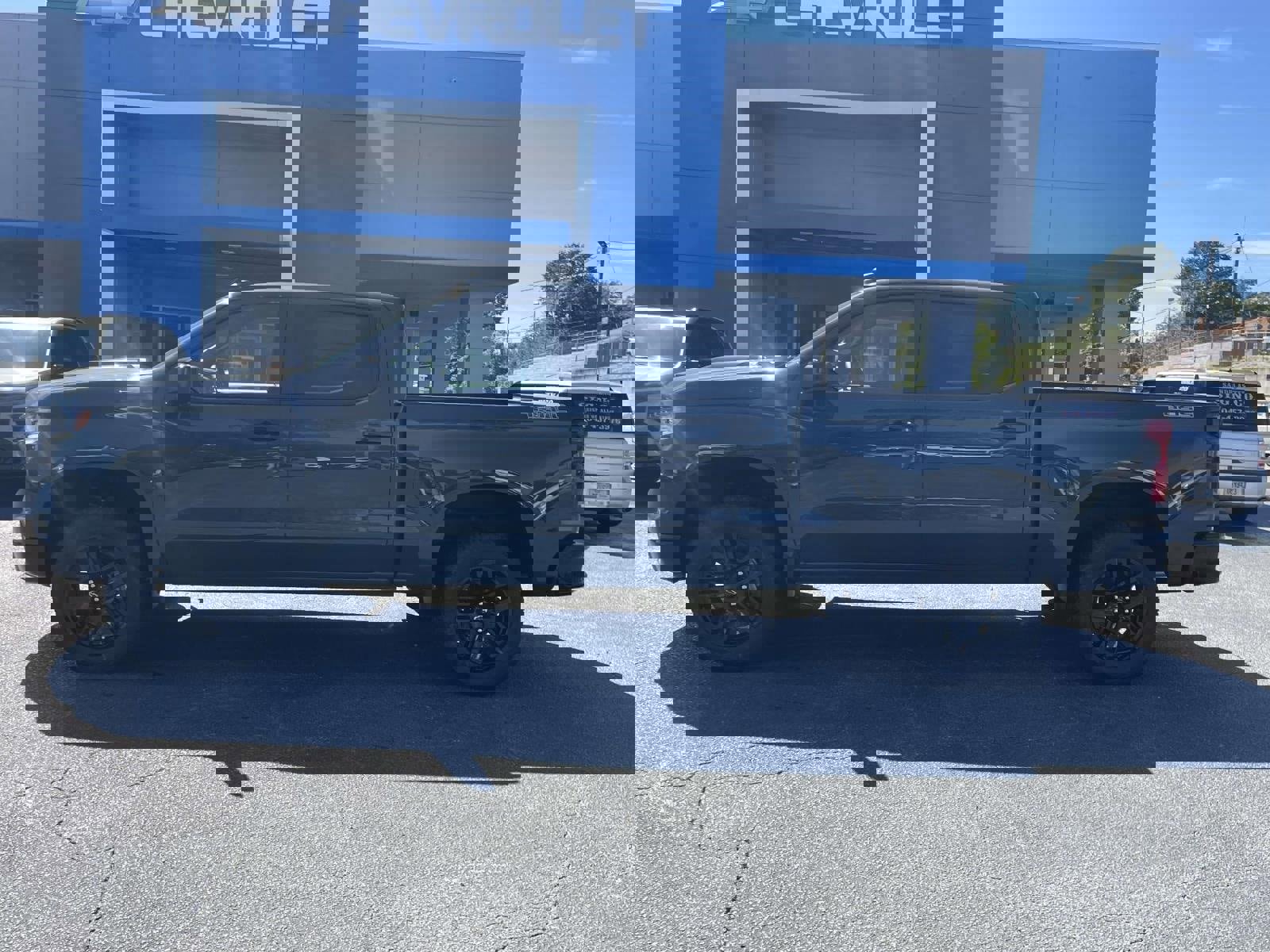 New 2026 Chevrolet Silverado 1500 LT Trail Boss w/ Convenience Package II image 5