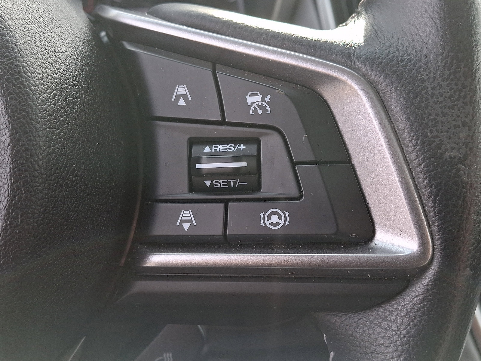 Used 2022 Subaru Outback Limited XT image 22