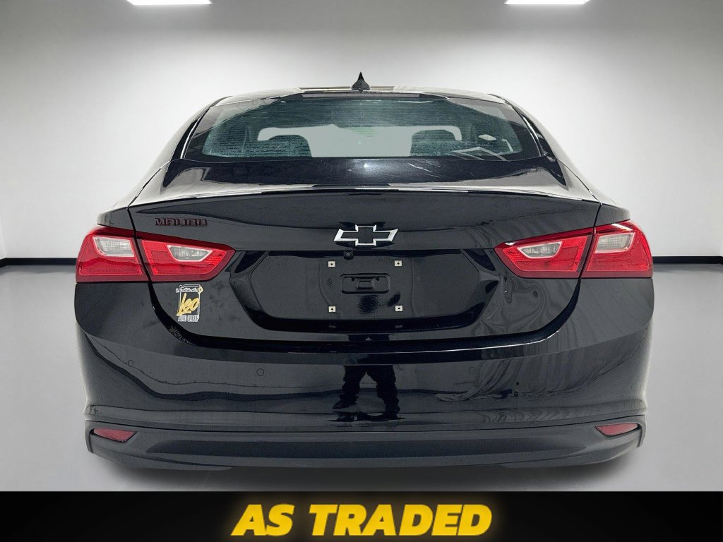 Used 2018 Chevrolet Malibu LT w/ Leather Package FWD image 8