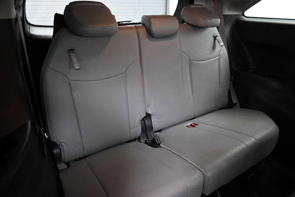 Certified 2025 Toyota Sienna XLE w/ XLE Plus Package AWD/4WD image 25