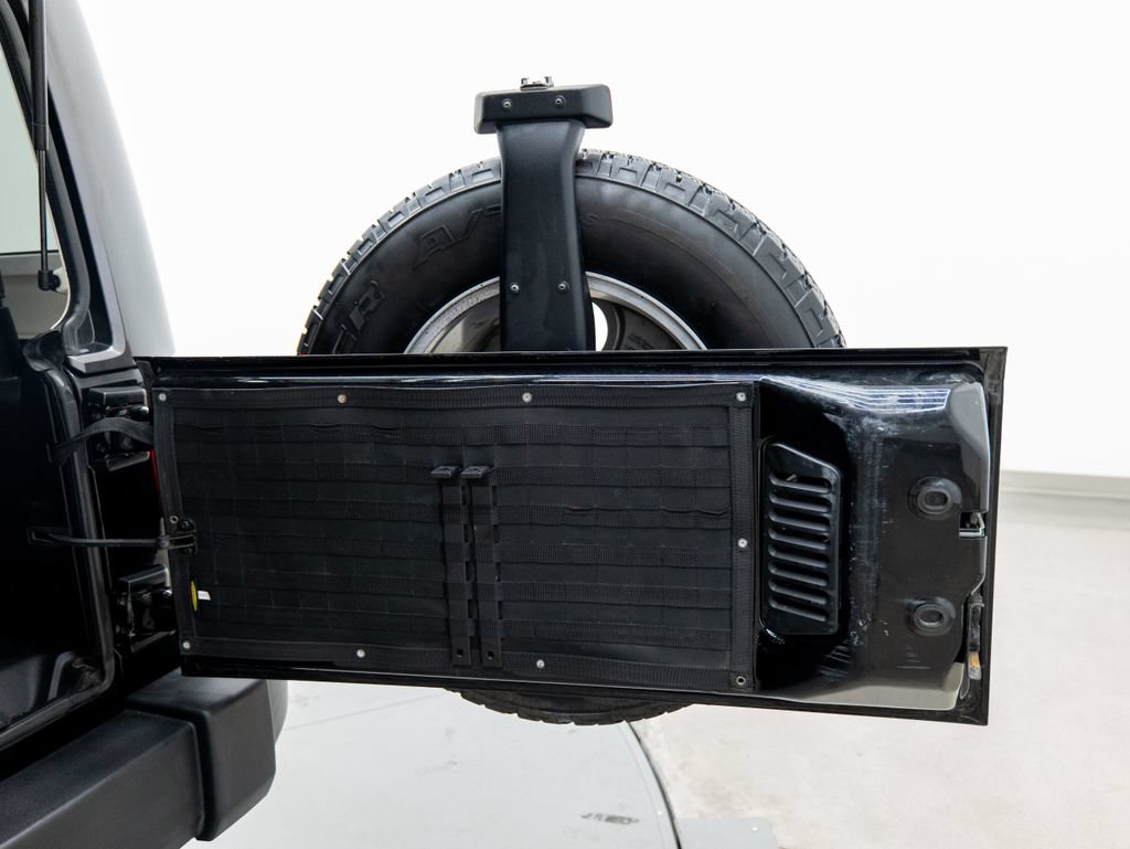 Used 2018 Jeep Wrangler Sport AWD/4WD image 53