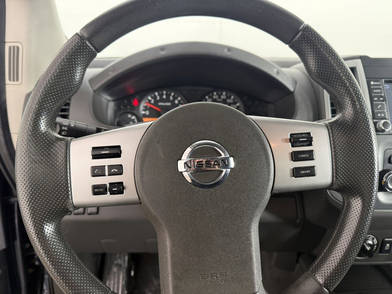 Used 2020 Nissan Frontier S image 21