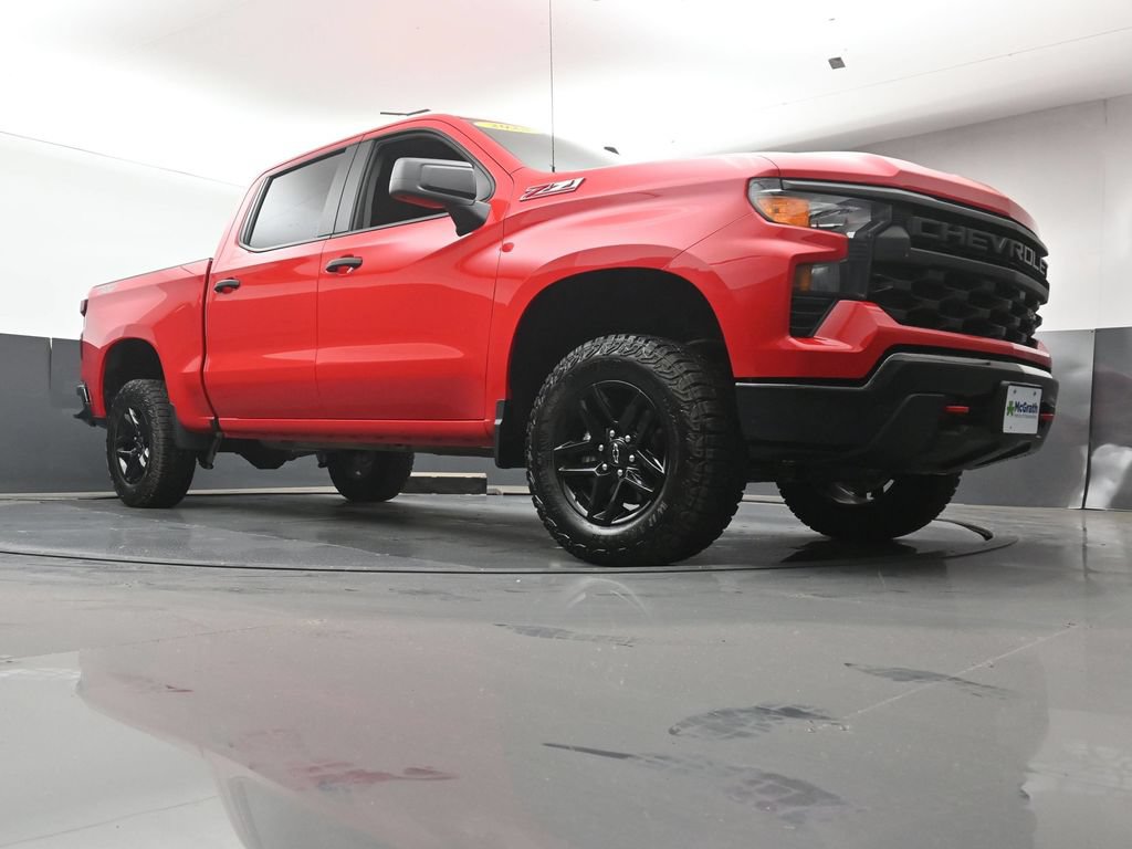 Used 2025 Chevrolet Silverado 1500 Custom Trail Boss AWD/4WD image 26