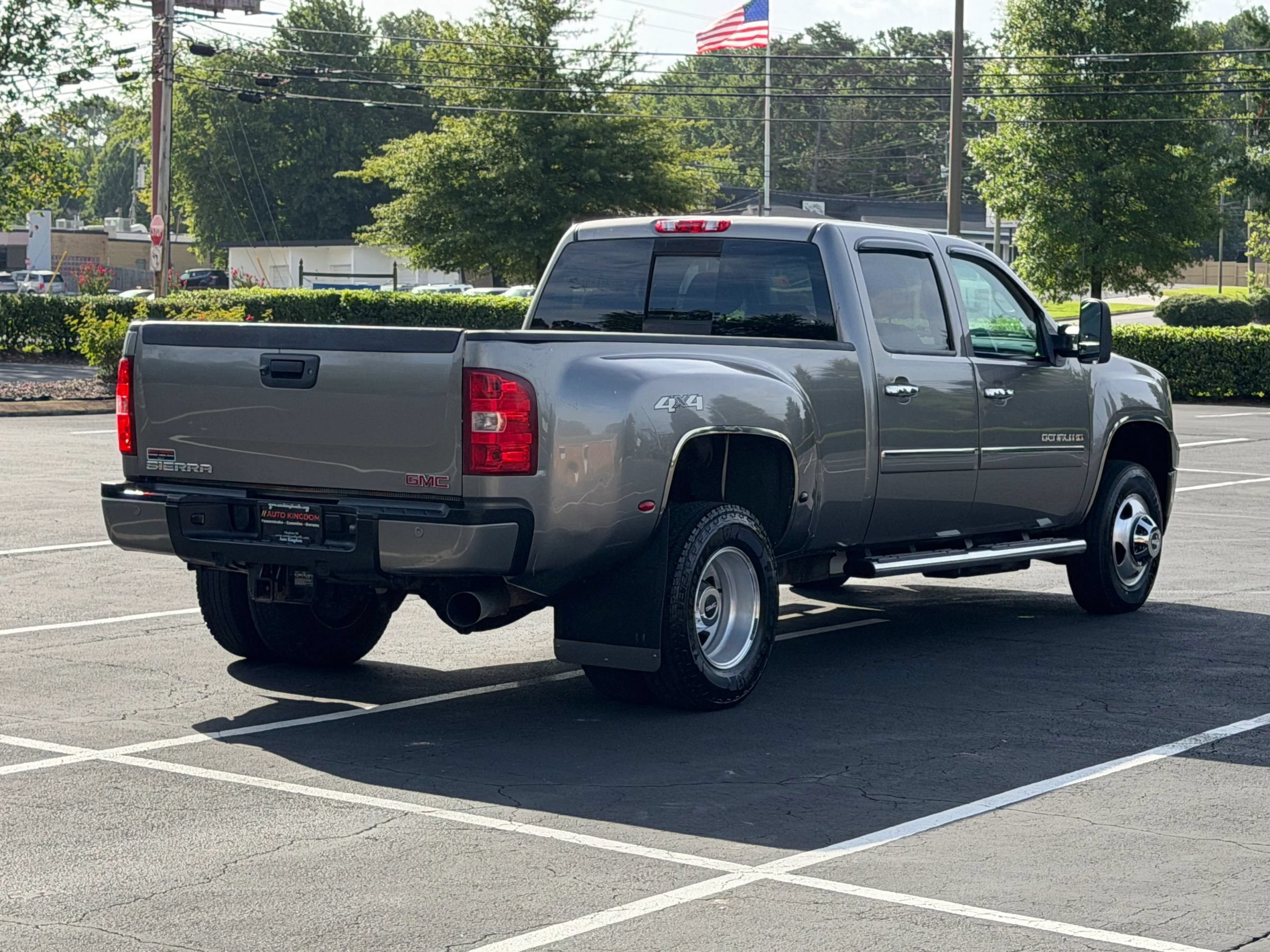 Used 2012 GMC Sierra 3500 Denali AWD/4WD image 6