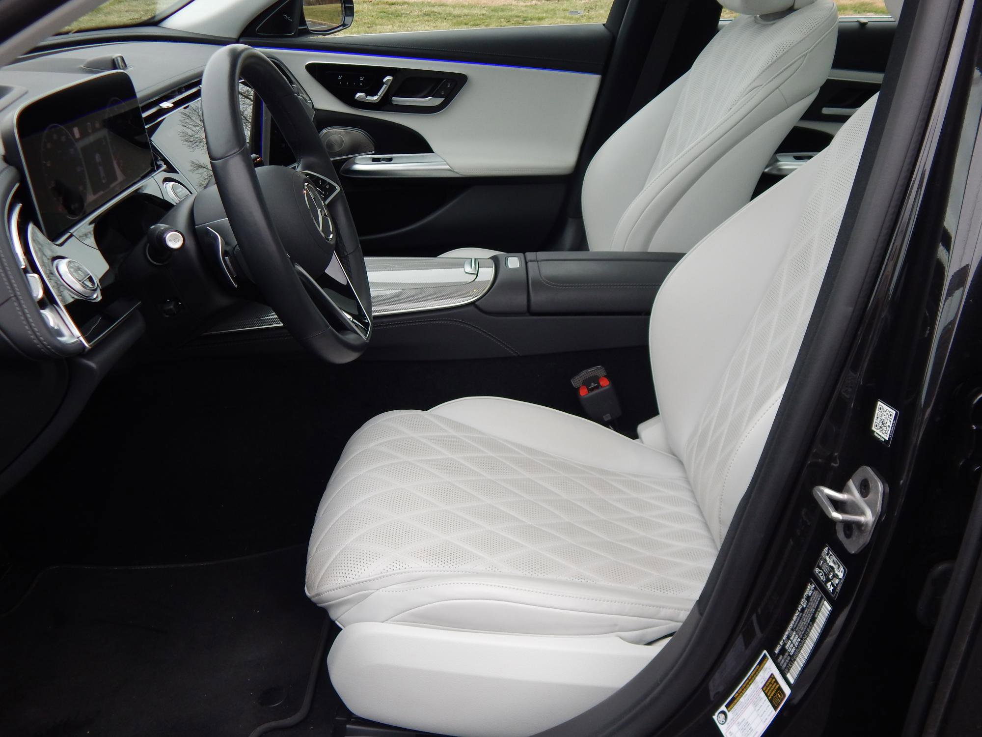 Used 2024 Mercedes-Benz E 450 SEDAN 4-DR image 12