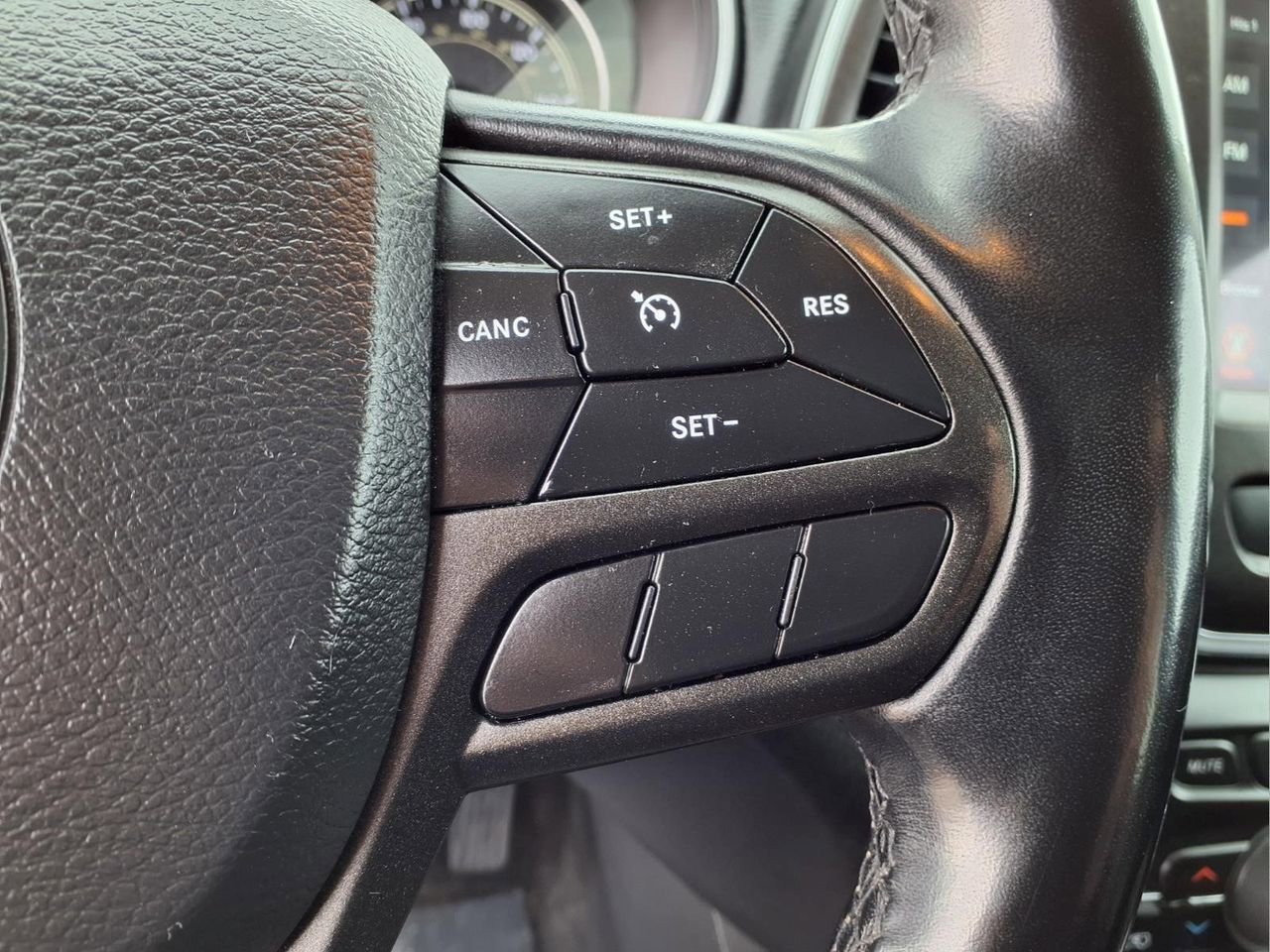 Used 2020 Jeep Cherokee Trailhawk w/ Cold Weather Group image 23