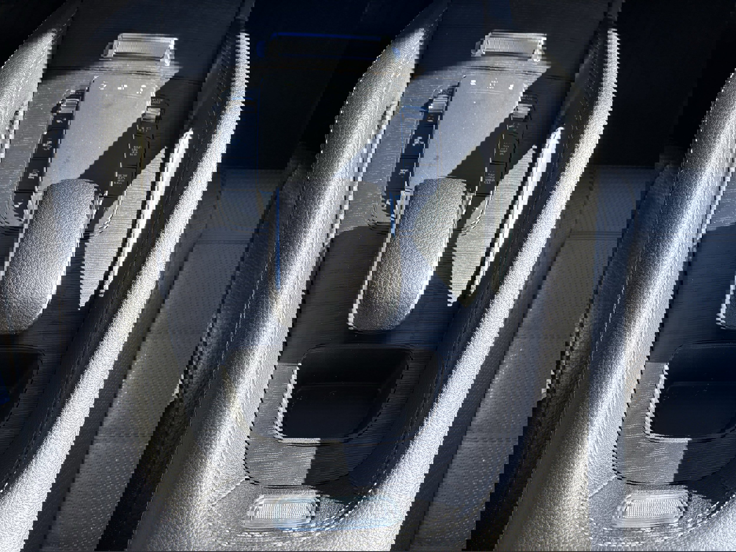 Used 2024 Mercedes-Benz GLE 350 4MATIC image 21