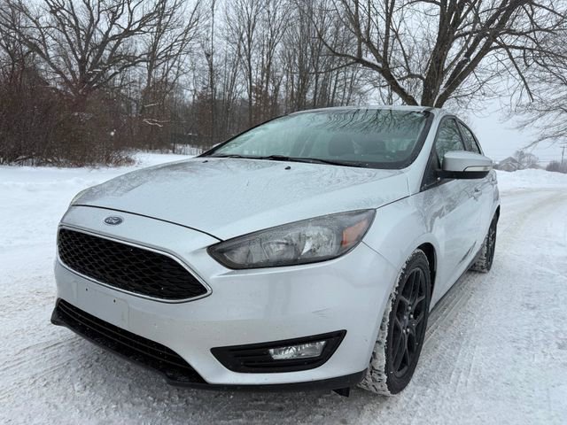 Used 2016 Ford Focus SE w/ Equipment Group 201A image 1