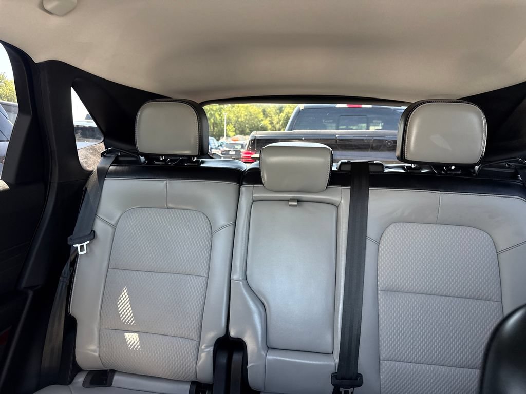 Used 2024 Ford Escape SE FWD image 37