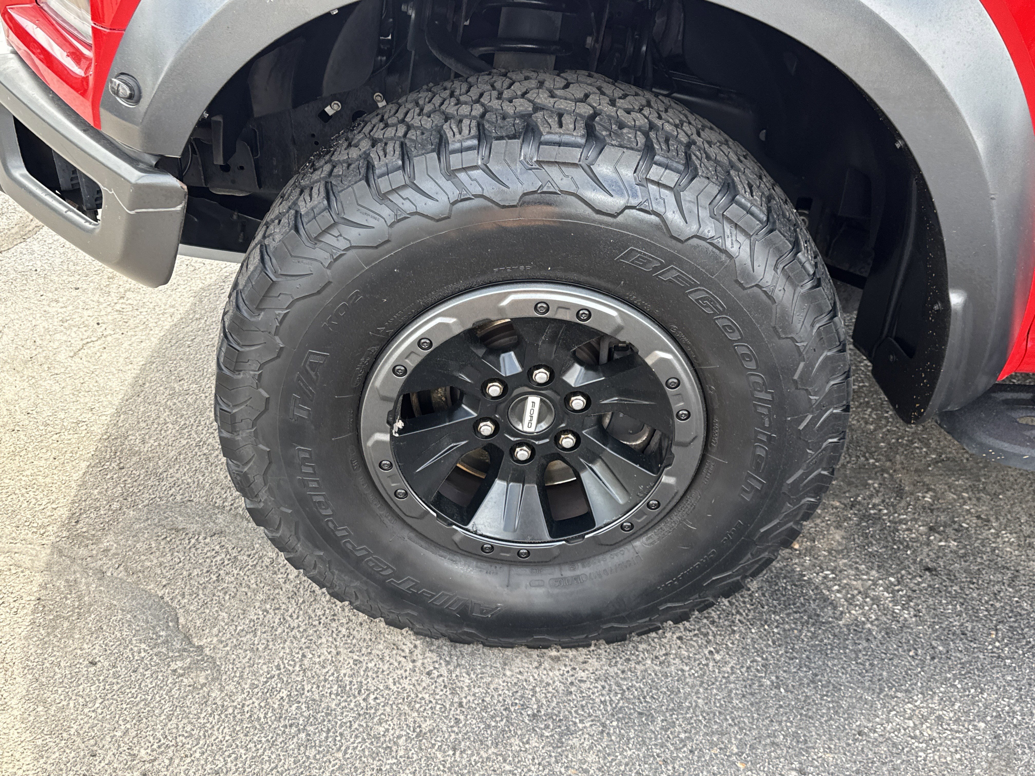 Used 2018 Ford F150 Raptor w/ Equipment Group 802A Luxury image 9