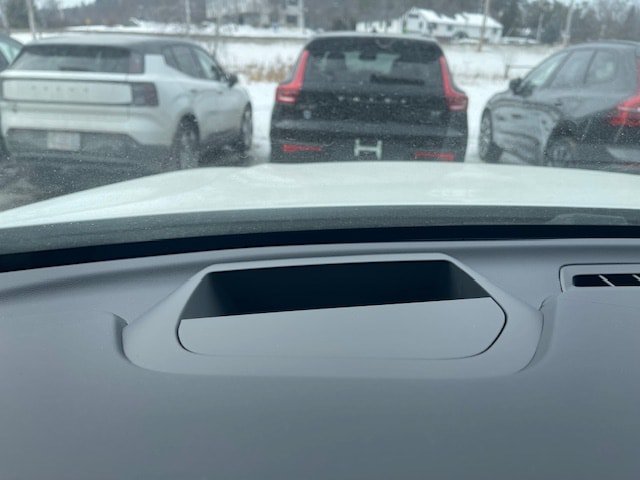 New 2026 Volvo XC60 B5 Ultra w/ Climate Package AWD/4WD image 10