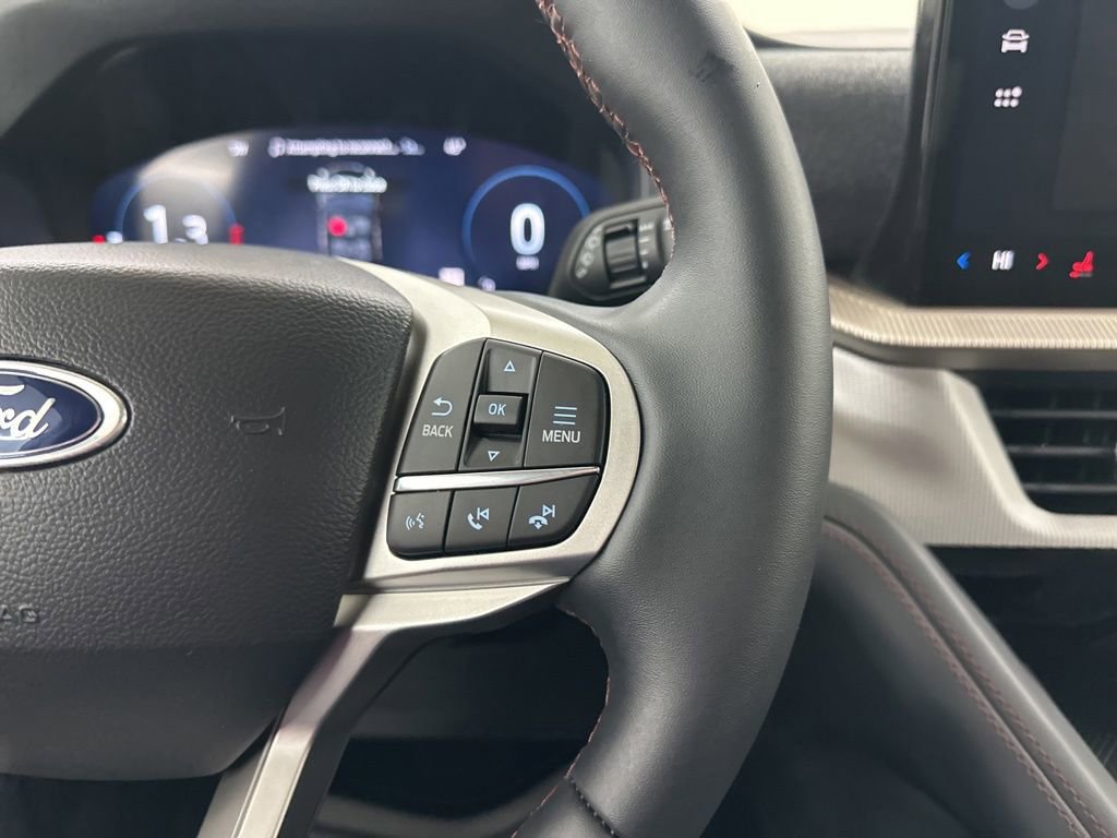 New 2026 Ford Explorer Active AWD/4WD image 34