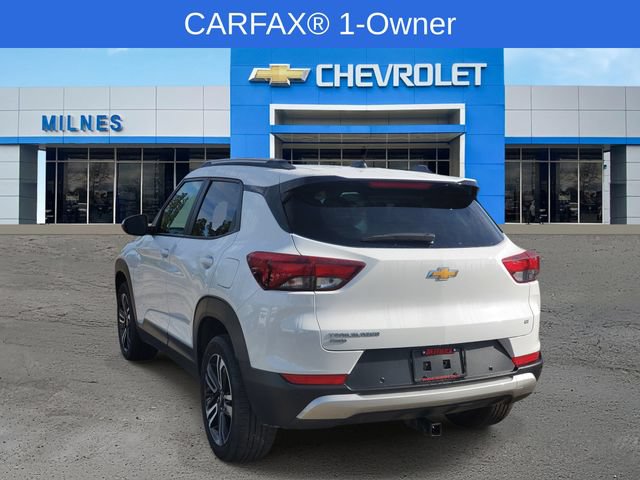 Used 2025 Chevrolet TrailBlazer LT w/ Convenience Package AWD/4WD image 3