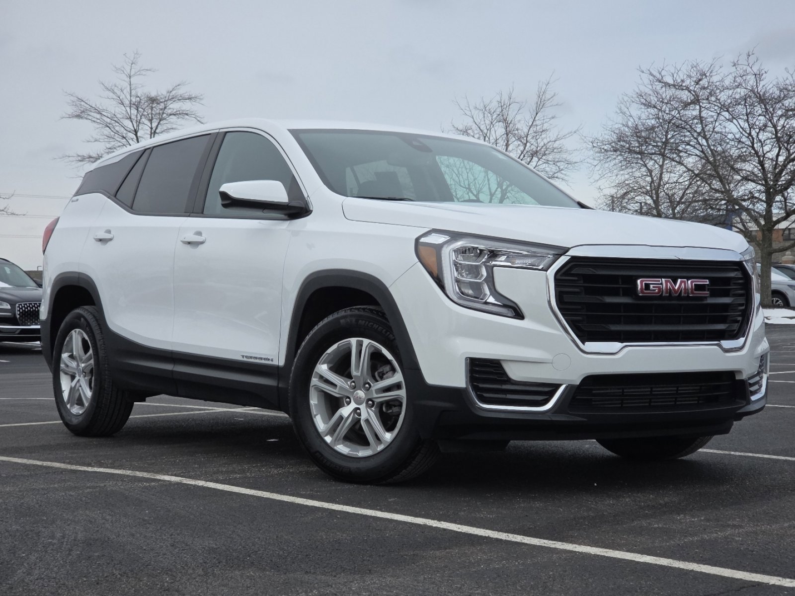 Used 2023 GMC Terrain SLE video 2