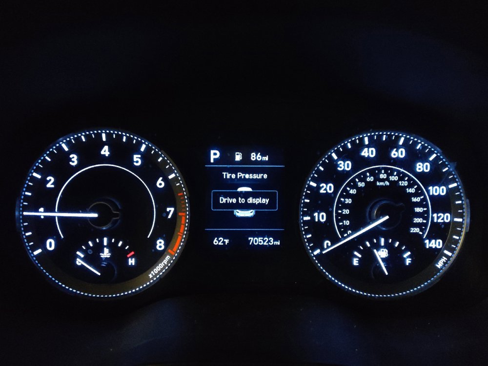 Used 2020 Hyundai Venue SEL image 23