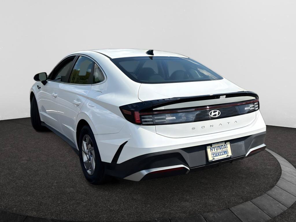 Used 2025 Hyundai Sonata SE FWD image 7