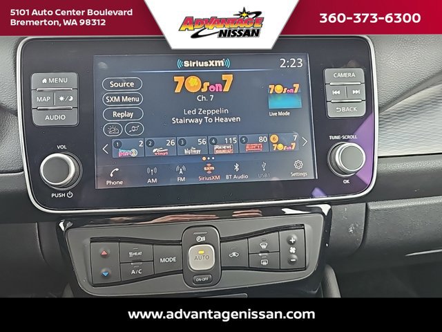 Used 2020 Nissan Leaf SV w/ SV Technology Package image 16