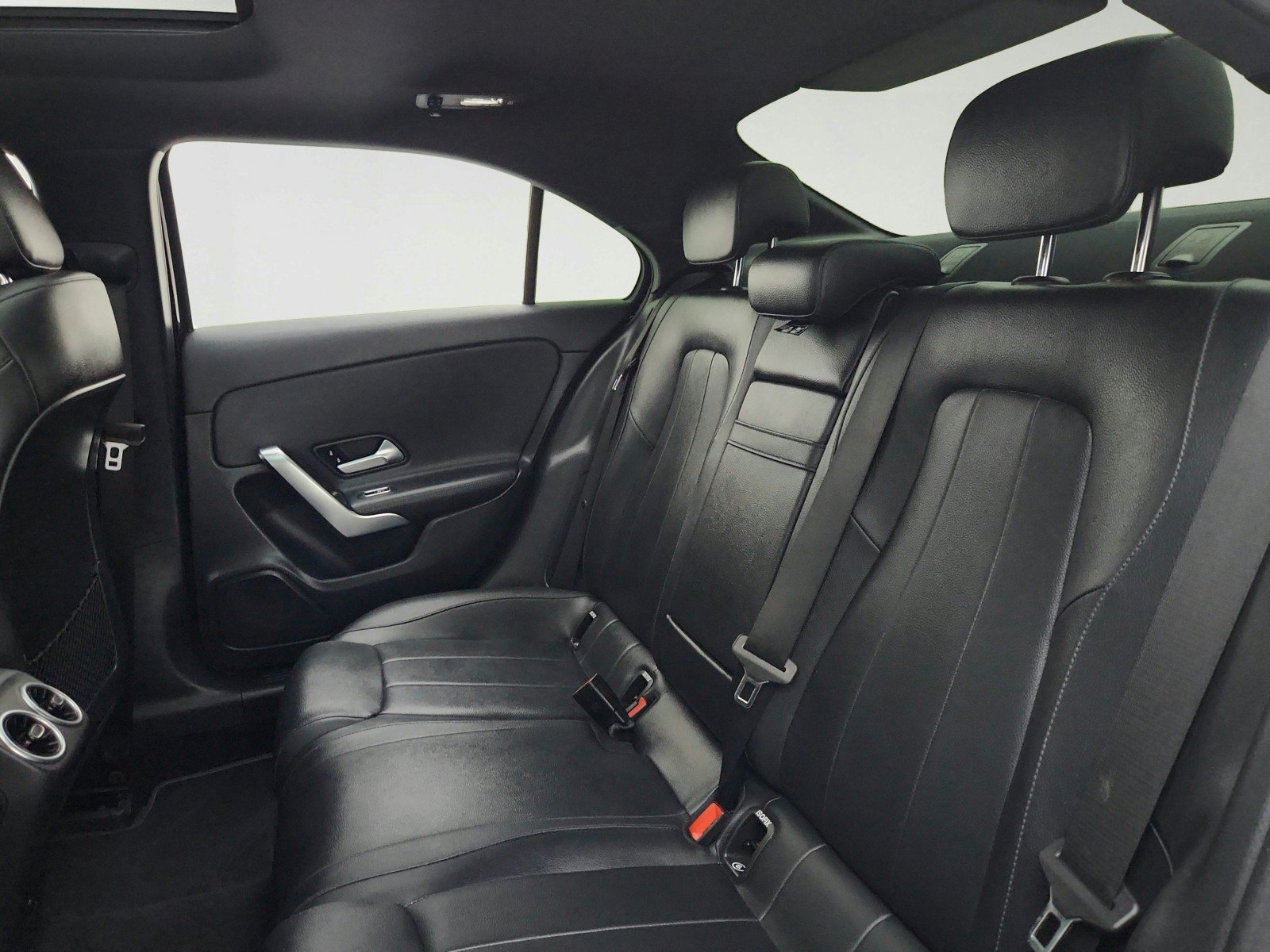 Certified 2022 Mercedes-Benz A 220 image 23