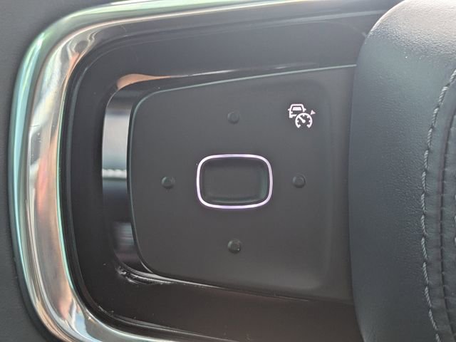 Used 2025 Lincoln Nautilus Reserve image 22