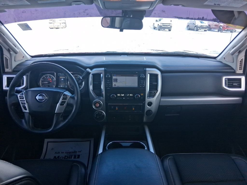 Used 2018 Nissan Titan PRO-4X w/ Pro-4x Utility Package image 17