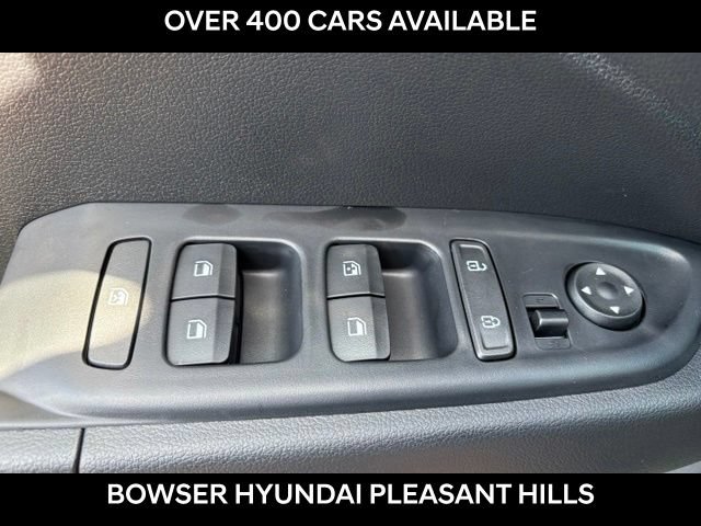 New 2026 Hyundai Venue SEL FWD image 10