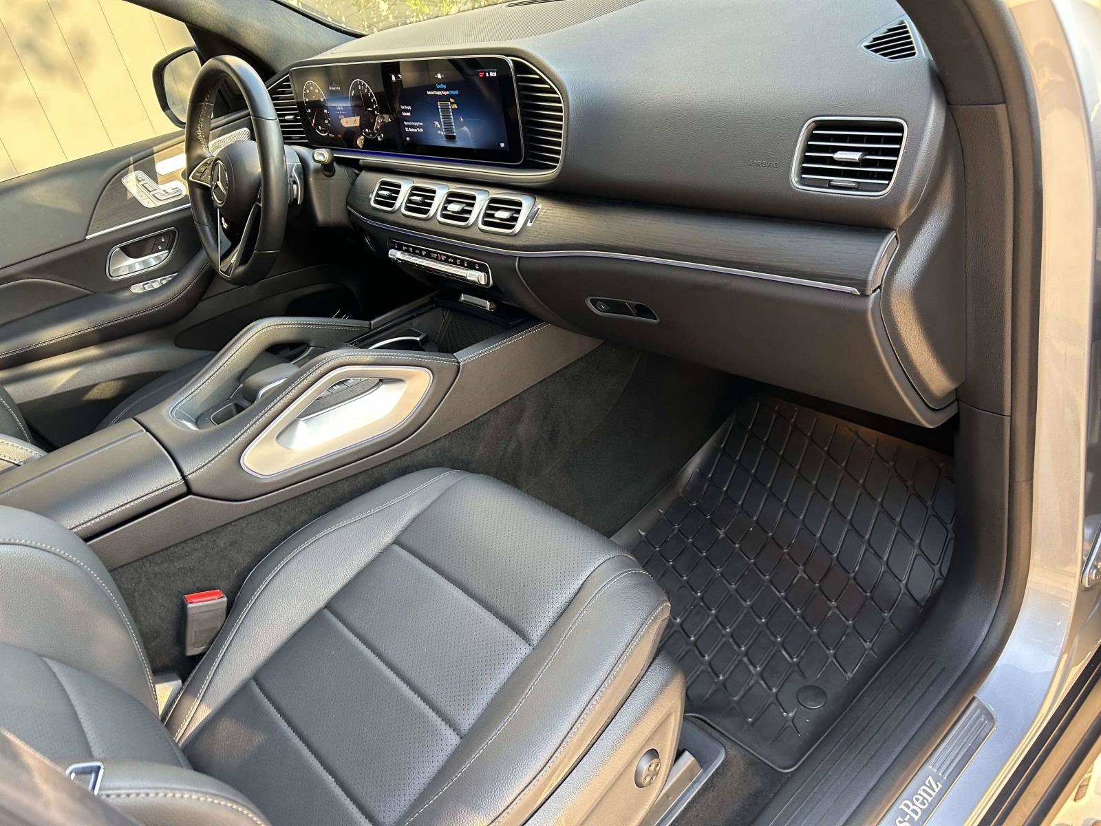 Certified 2025 Mercedes-Benz GLE 450e 4MATIC image 47