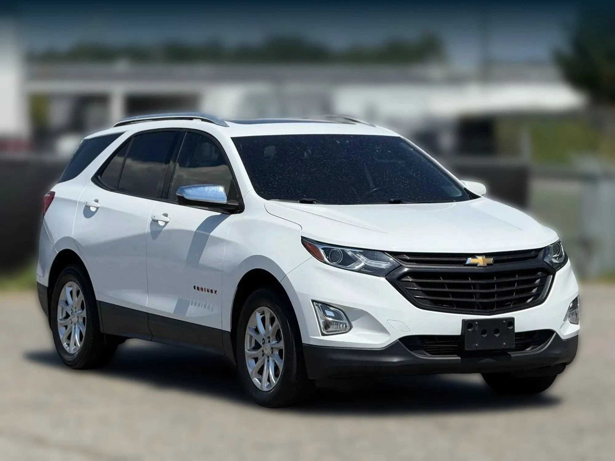 Used 2018 Chevrolet Equinox LT w/ Sun & Infotainment Package AWD/4WD image 1