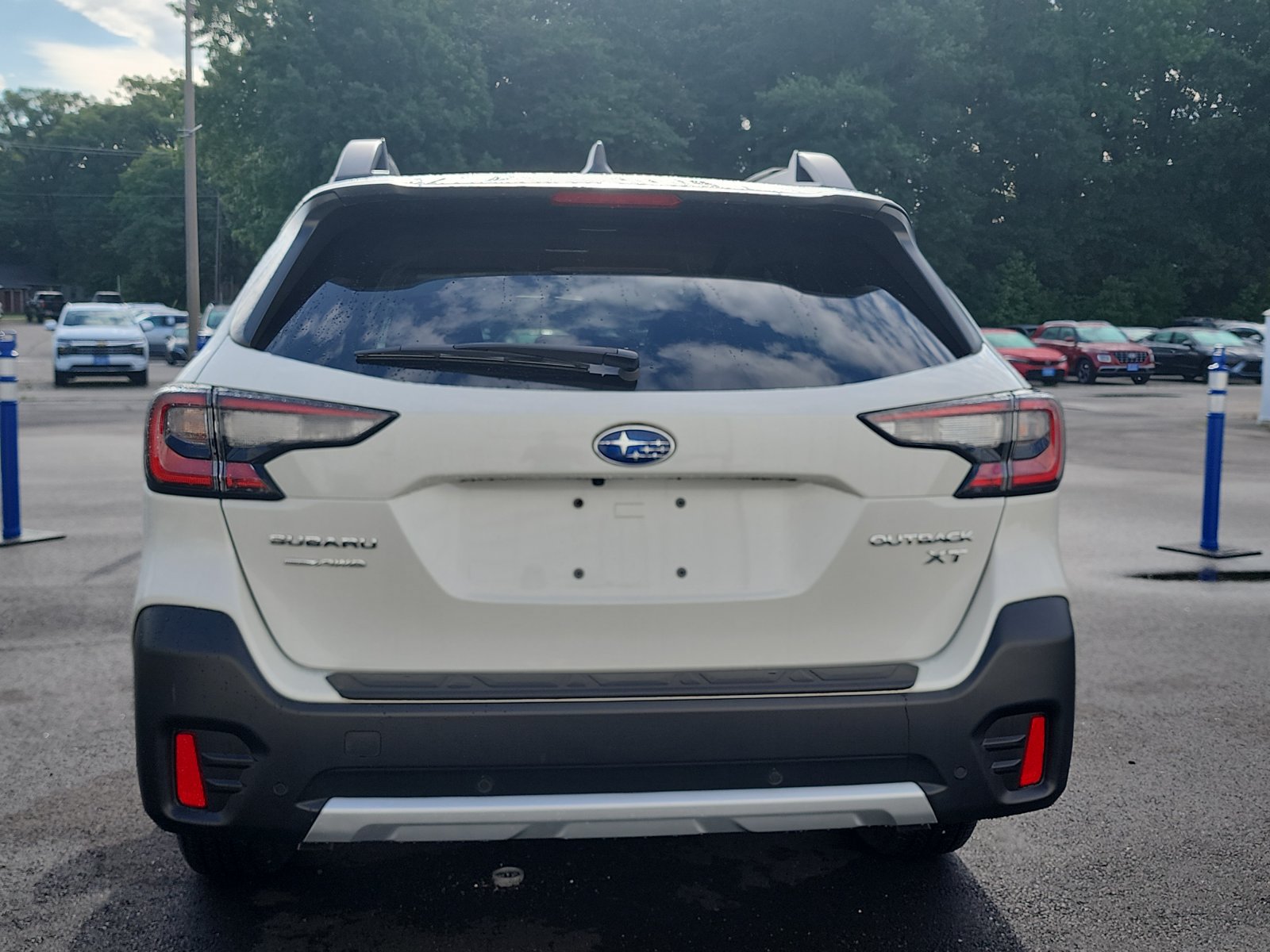 Used 2022 Subaru Outback Limited XT w/ Popular Package #2 AWD/4WD image 4