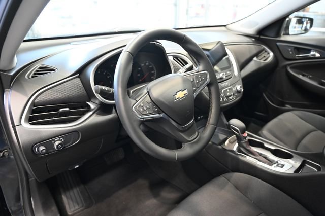 Used 2024 Chevrolet Malibu RS FWD image 20