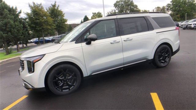 New 2026 Kia Carnival SX w/ SX Dark Edition Package image 7