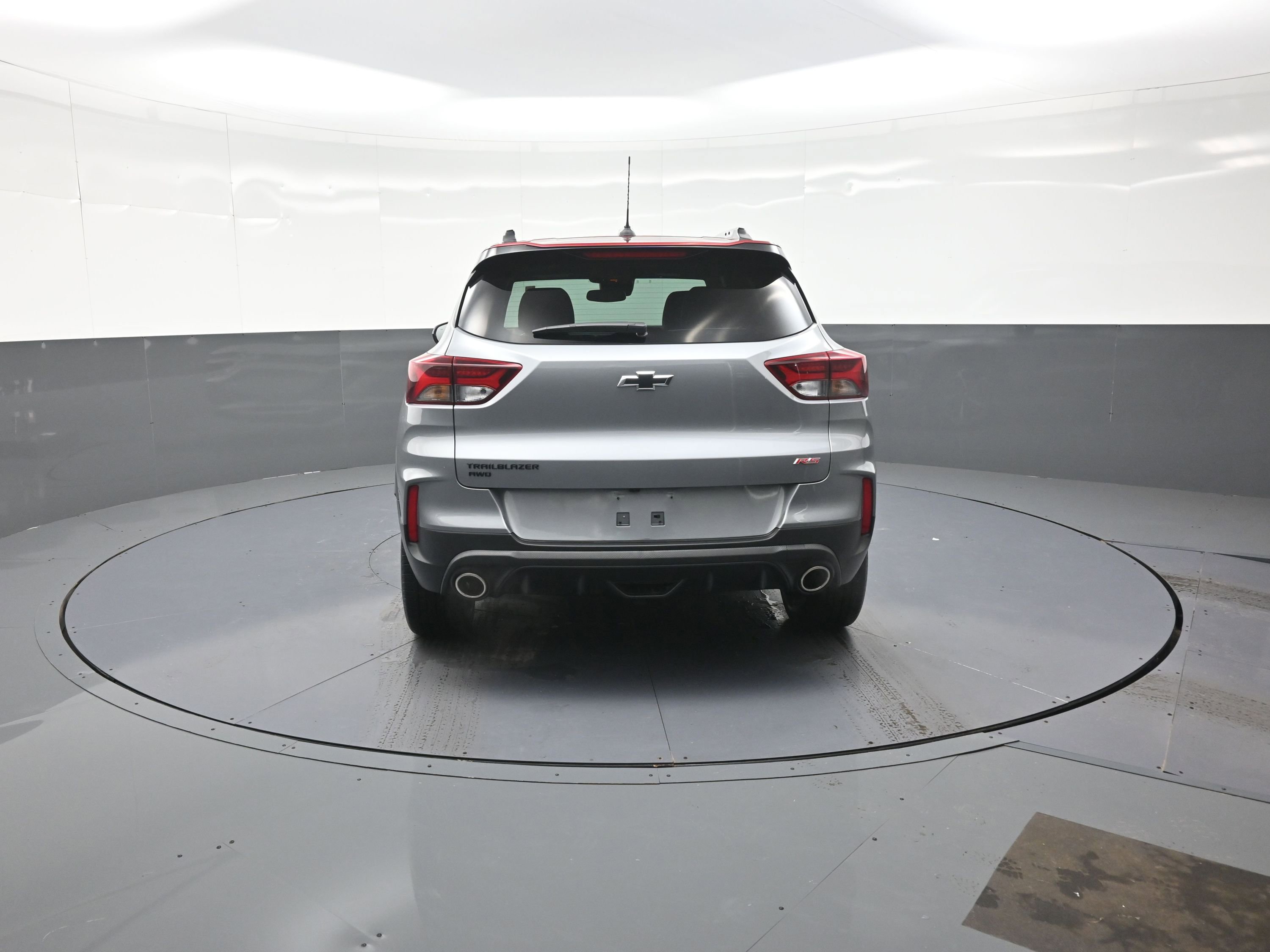 Used 2023 Chevrolet TrailBlazer RS w/ Sun and Liftgate Package image 8