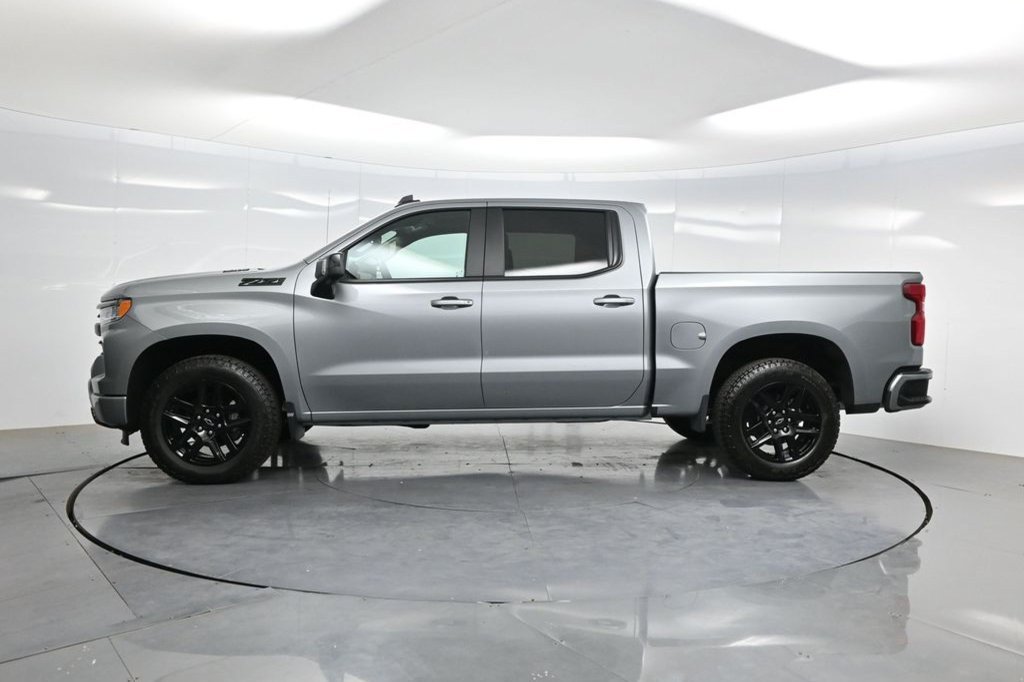 Used 2026 Chevrolet Silverado 1500 RST AWD/4WD image 9
