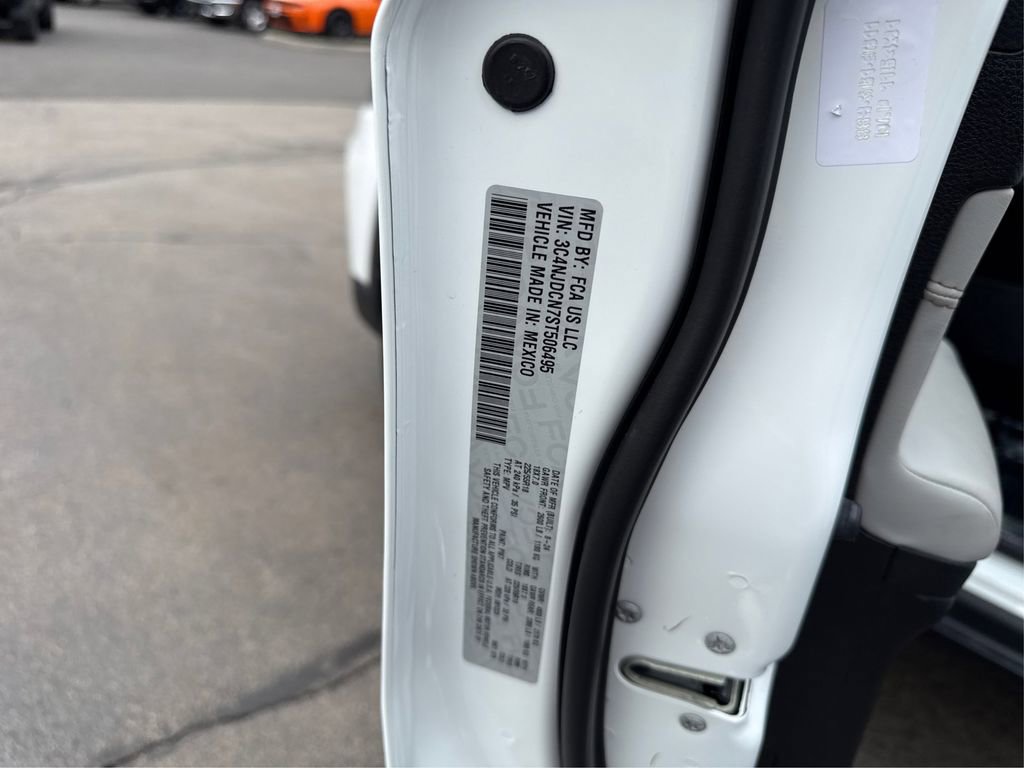 Used 2025 Jeep Compass Limited image 16